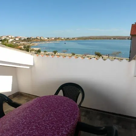 Guest house Tinka Povljana