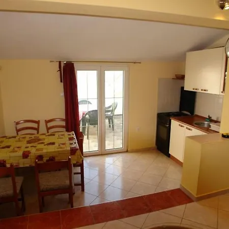 Tinka Guest house