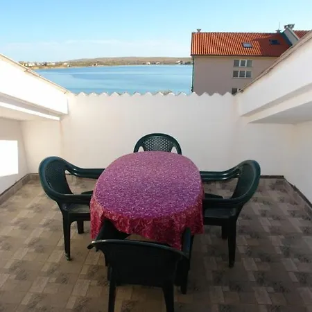 Guest house Tinka *