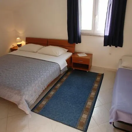 Guest house Tinka *
