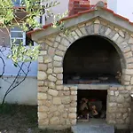 Konukevi Tinka