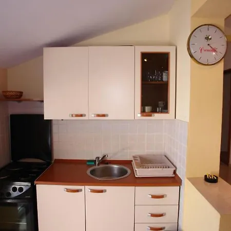 Tinka ポヴリャナ