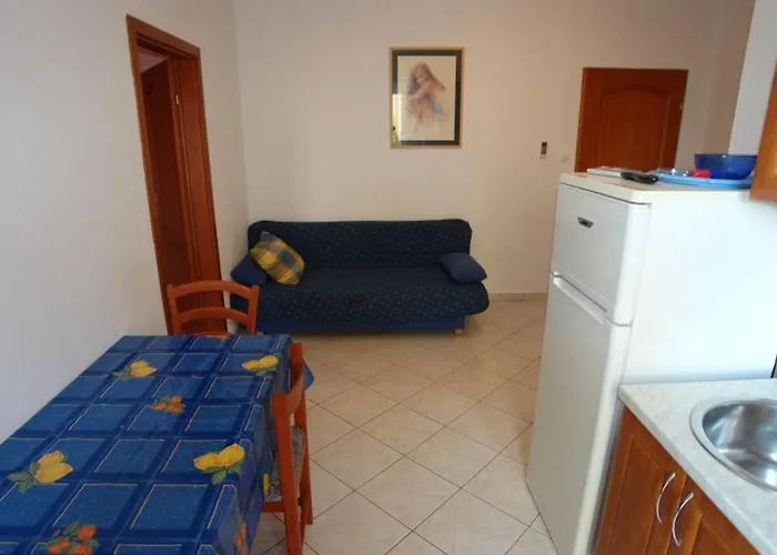 Guest house Tinka 3*