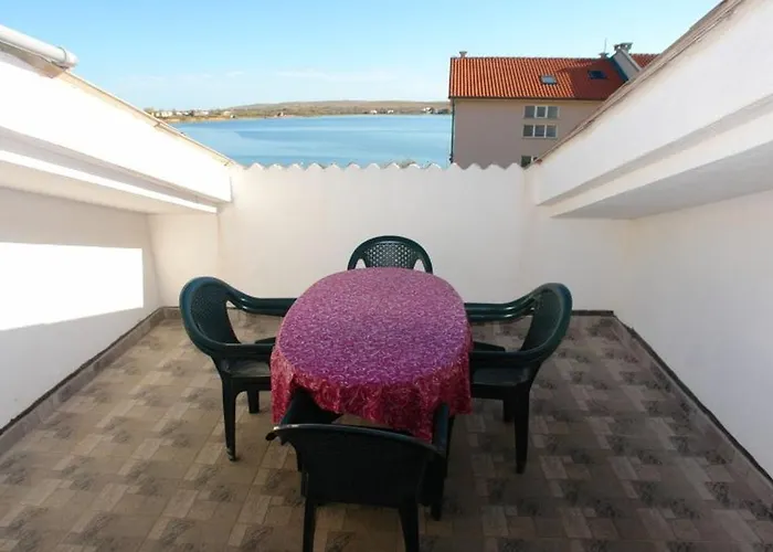 Πανσιόν Tinka 3*