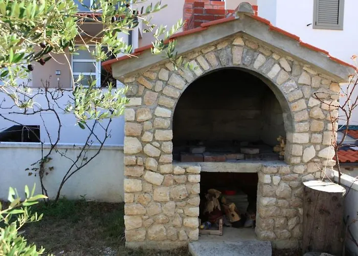 Πανσιόν Tinka